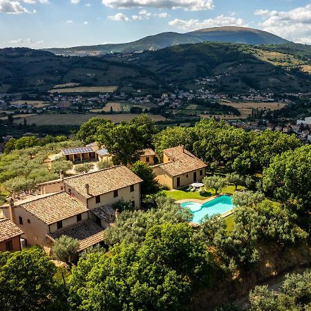 Agriturismo Le Vigne Foligno Exterior foto