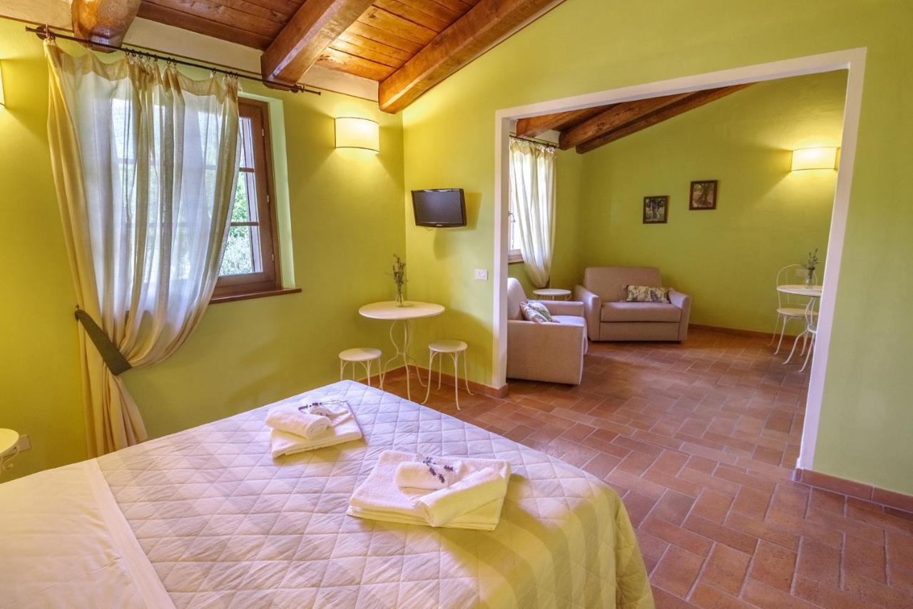 Agriturismo Le Vigne Foligno Exterior foto